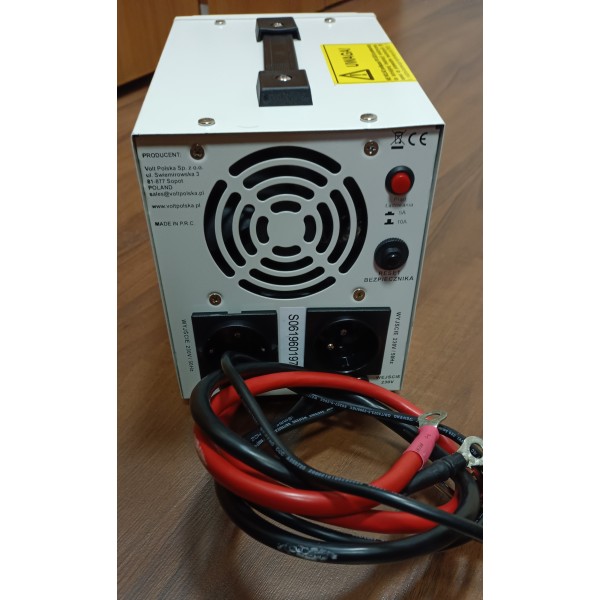 Volt Polska Sinus Pro-800E  ДБЖ  Інвертор 12-220в заряд акумулятора